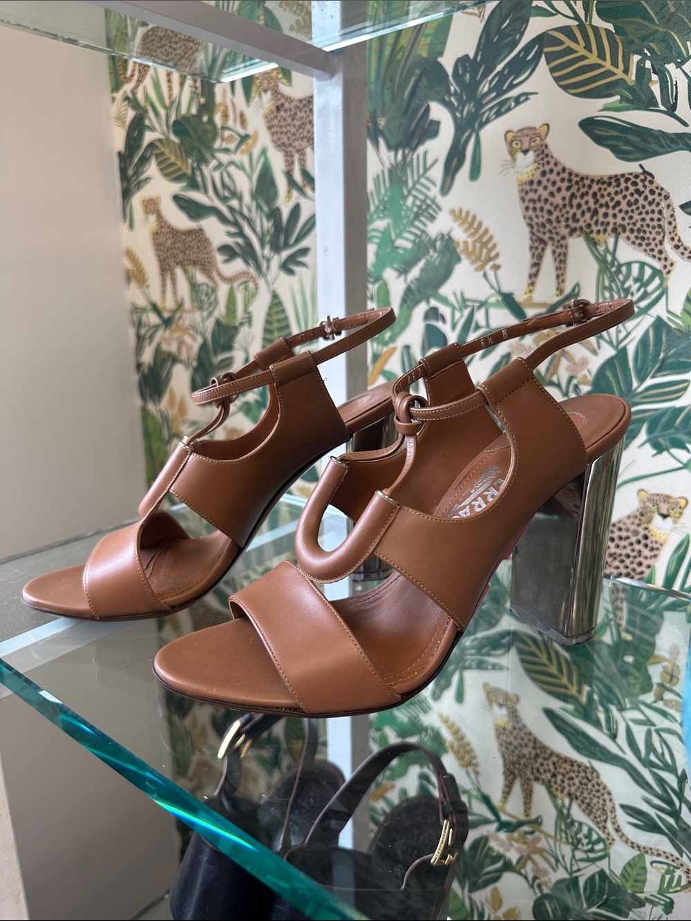 Salvatore Ferragamo Tan Leather T-Strap Heeled Sandals - Picture 3 of 8